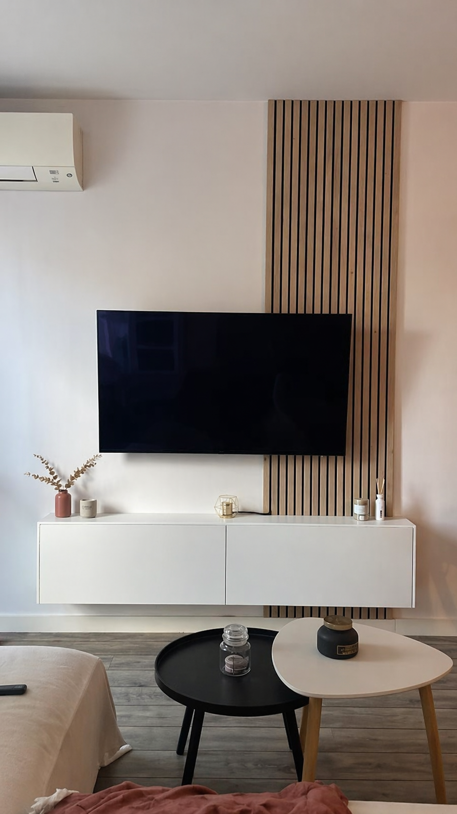 Meuble TV mural flottant, COSMO, 135x35x30 cm